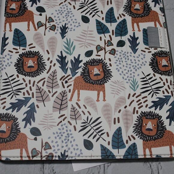 iPad 7th/8th Generation Full Body Protection TriFold Case LION 10.2" - Picture 3 of 5